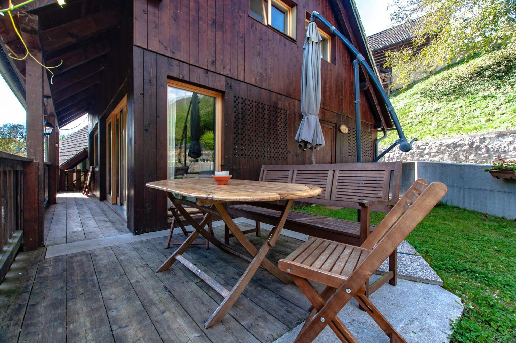 Bohinj Barn Apartamento Exterior foto